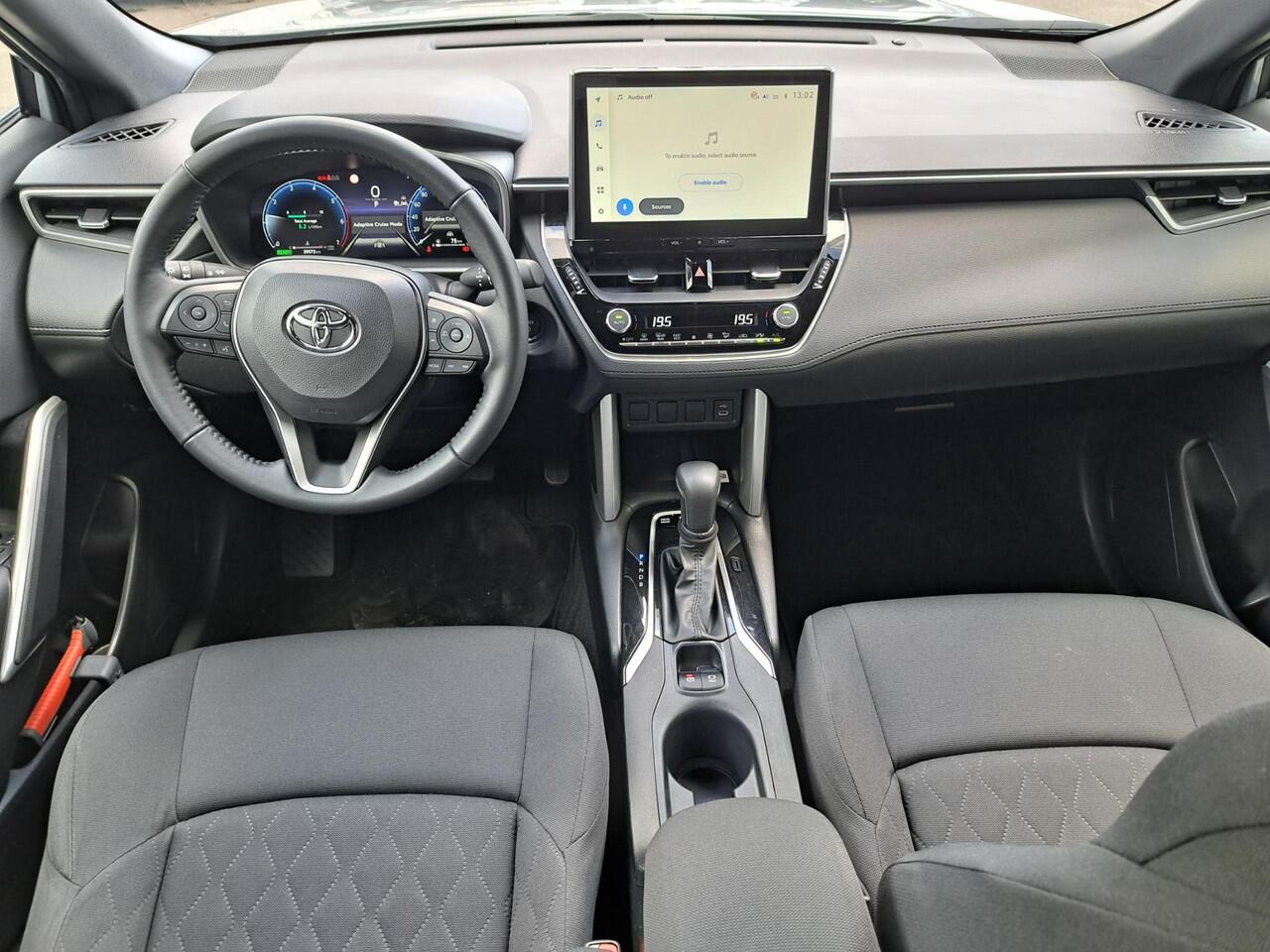 Toyota COROLLA Cross Hybrid 140 Style Dodehoekdetectie | Parkeersensoren rondom | 18 inch lichtmetalen velgen | NL auto | Dealeronderhouden
