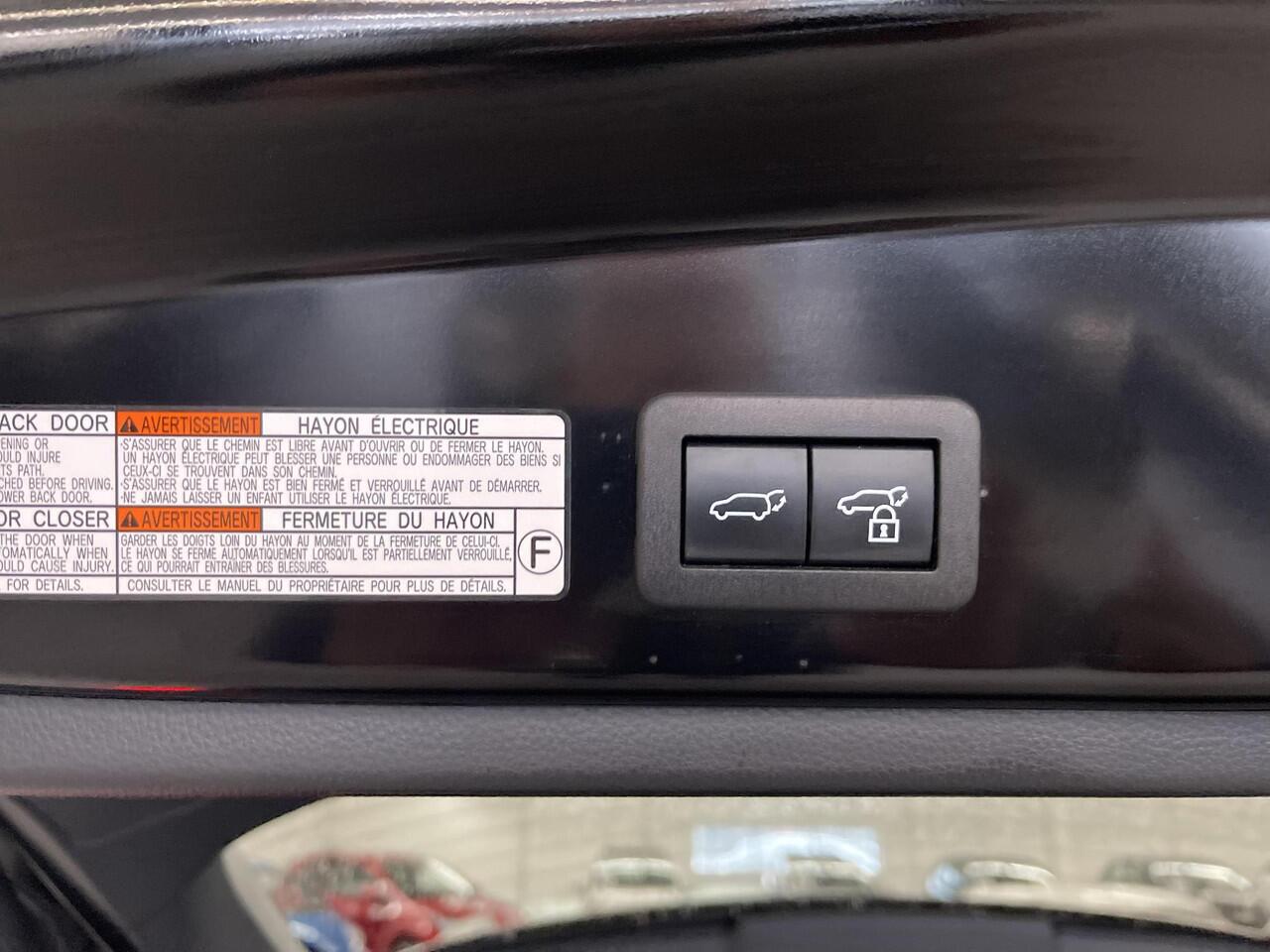 Toyota COROLLA Cross Hybrid 140 Style