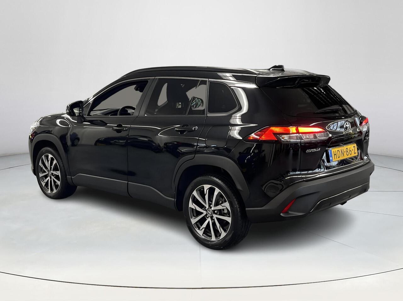 Toyota COROLLA Cross Hybrid 140 Style