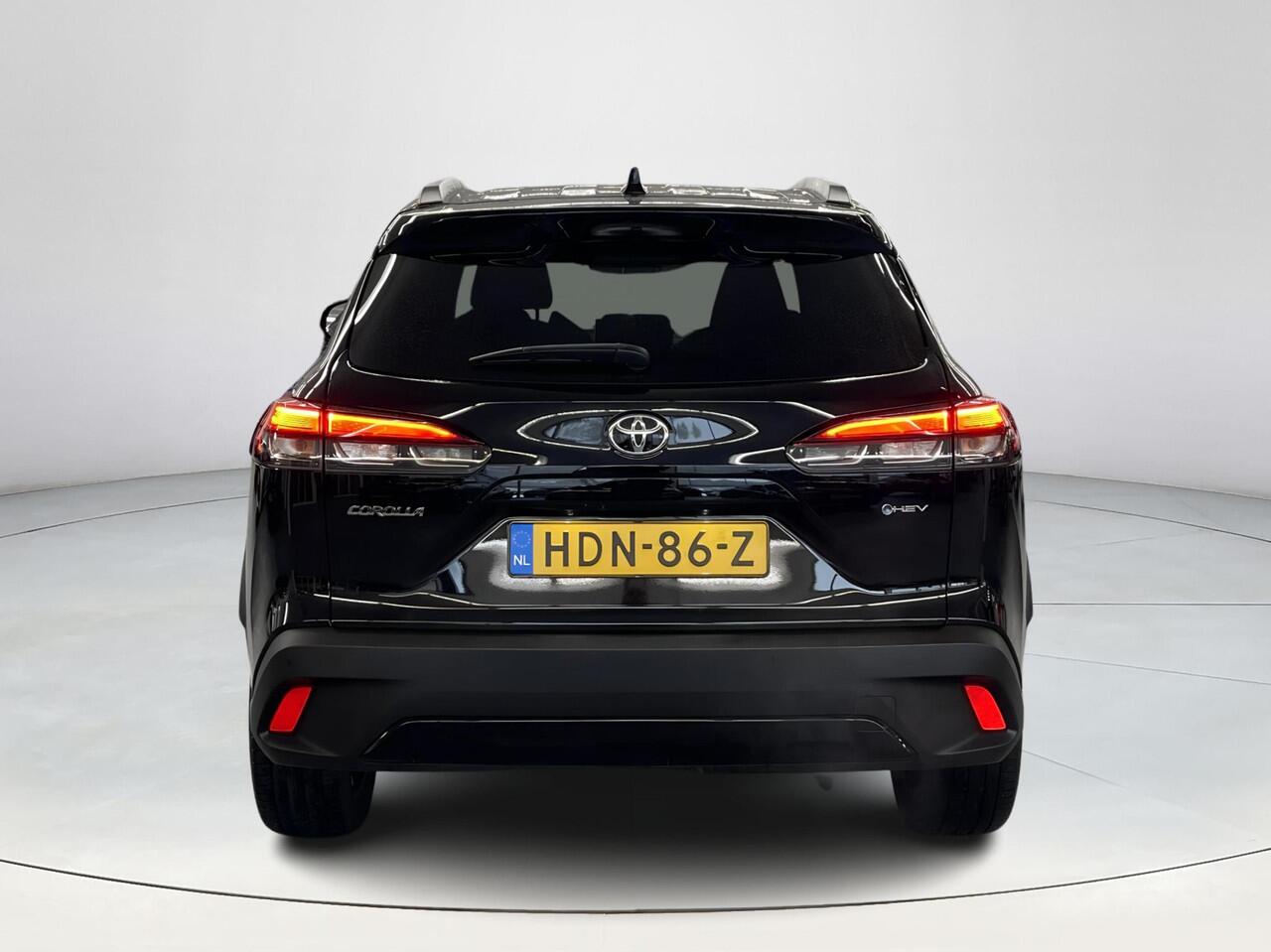 Toyota COROLLA Cross Hybrid 140 Style