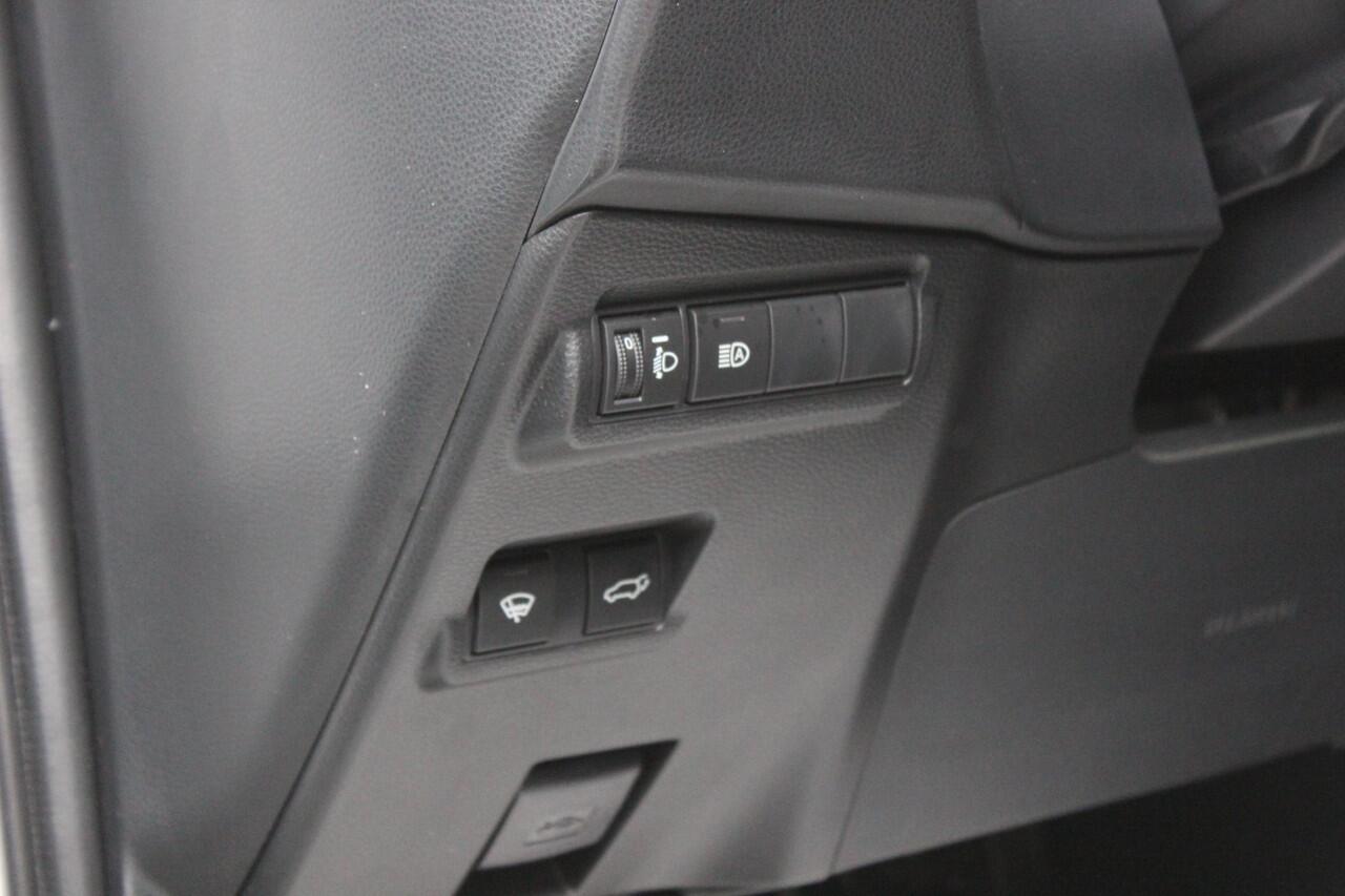 Toyota COROLLA Cross Hybrid 140 Style Winter Pack, Navi/Carplay, Privacy Glass,