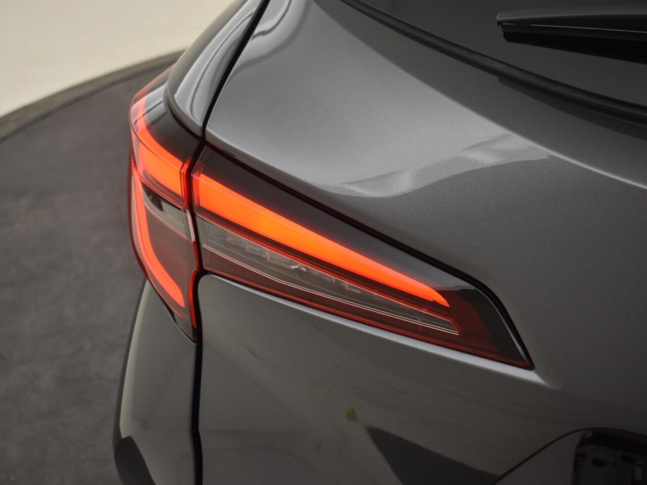Toyota COROLLA Touring Sports Hybrid 140 Style | BLIS | Parkeersensoren V+A