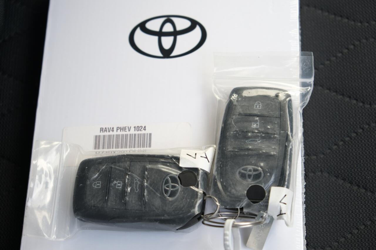 Toyota COROLLA Cross Hybrid 140 Style Automaat | Apple Carplay / Android auto | Ele