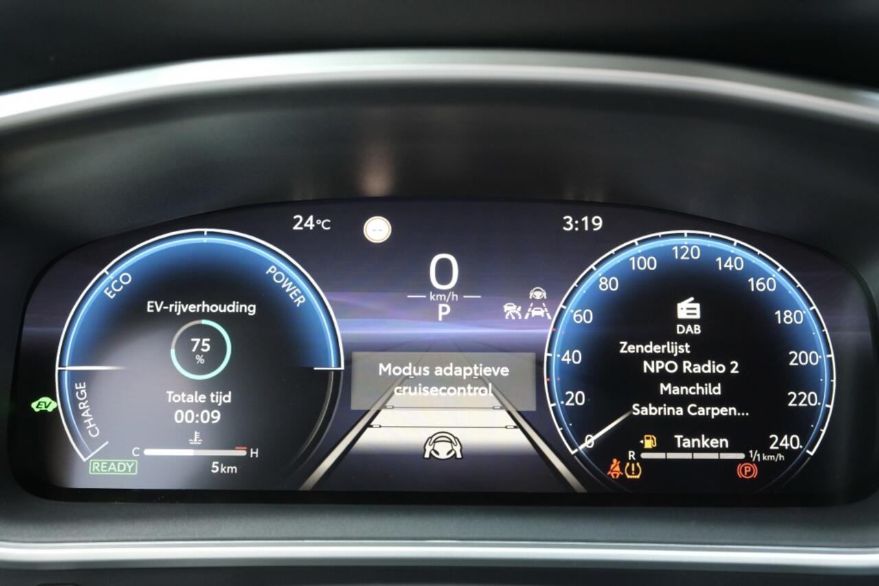 Toyota COROLLA Cross Hybrid 140 Dynamic Automaat | Apple Carplay / Android auto | P