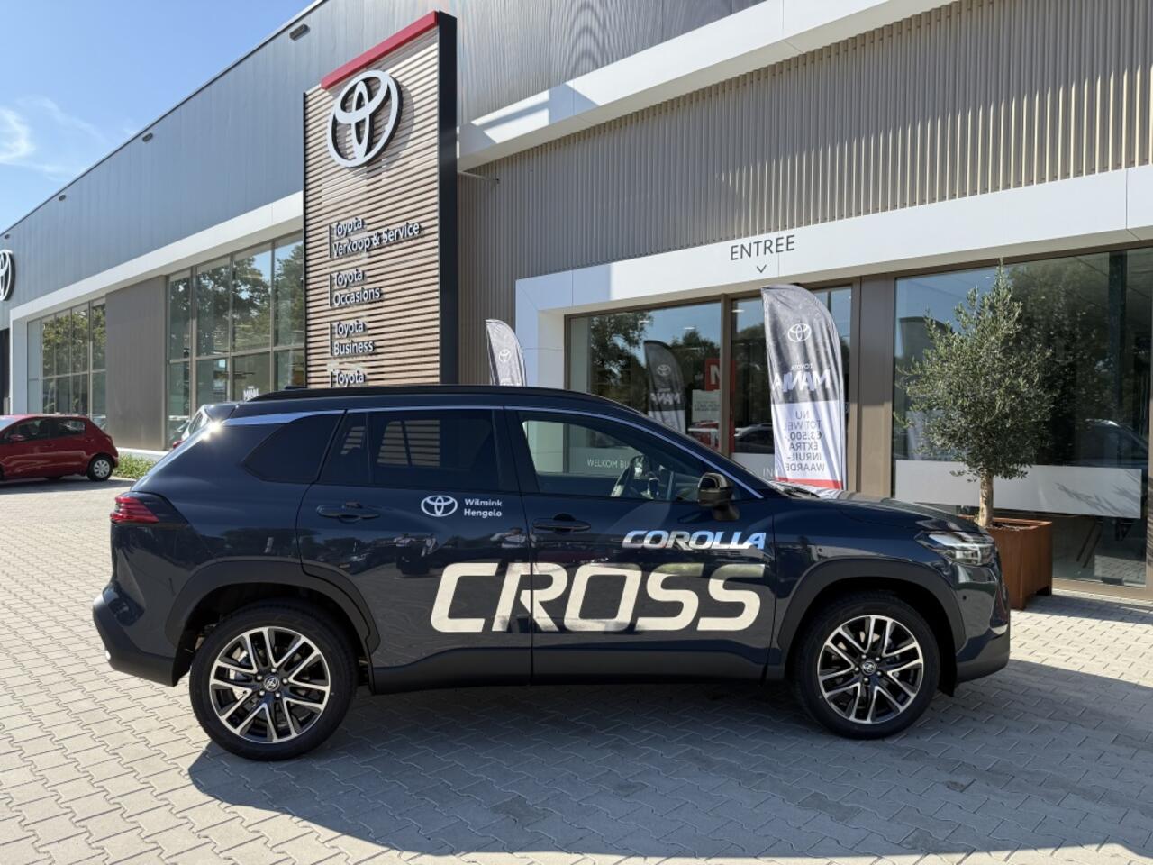 Toyota COROLLA Cross Hybrid 180 Executive | NIEUW MODEL!