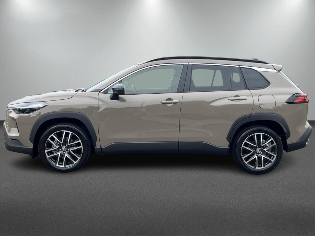 Toyota COROLLA Cross Hybrid 140pk Dynamic demo !