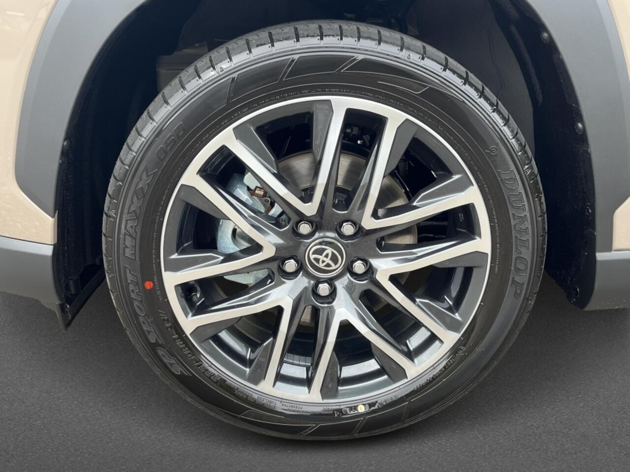 Toyota COROLLA Cross Hybrid 140pk Dynamic demo !