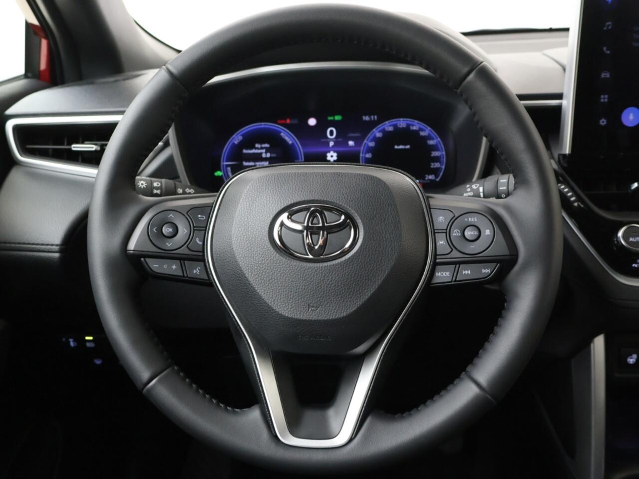 Toyota COROLLA Cross Hybrid 140 Dynamic | Stoel-/stuurverwarming | Adapt. Cruise