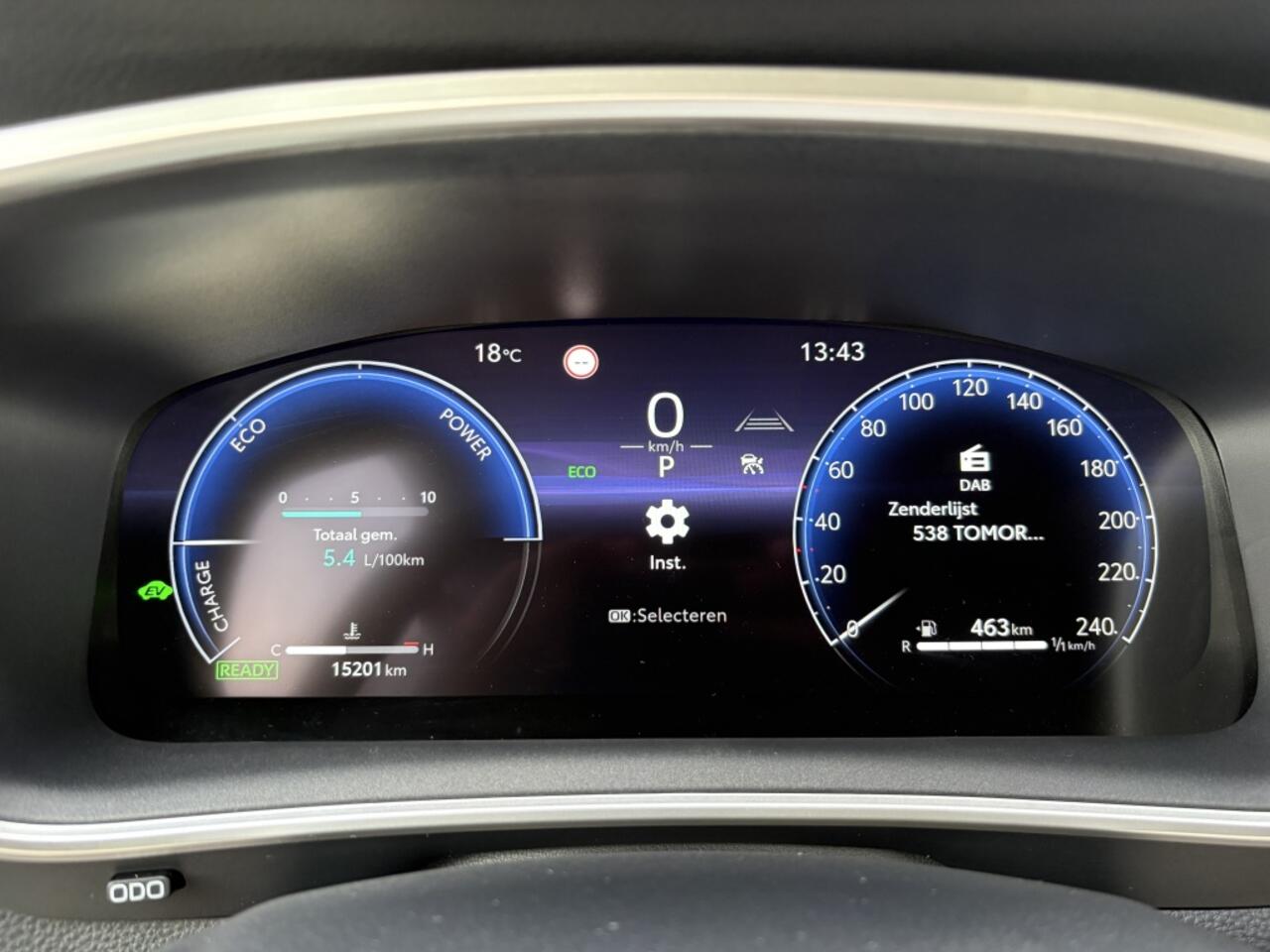 Toyota COROLLA Cross Hybrid 140 Style | Stuur + Stoelverwarming | Blindspot |