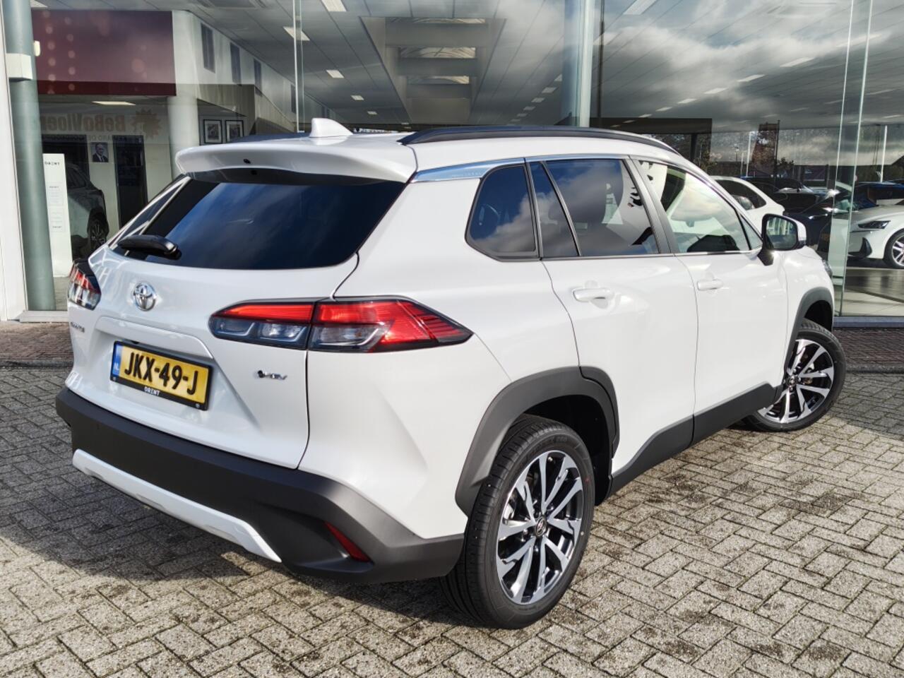 Toyota COROLLA Cross Hybrid 140 Style | Sensoren v/a | El. Achterklep | Stoel- & Stuu