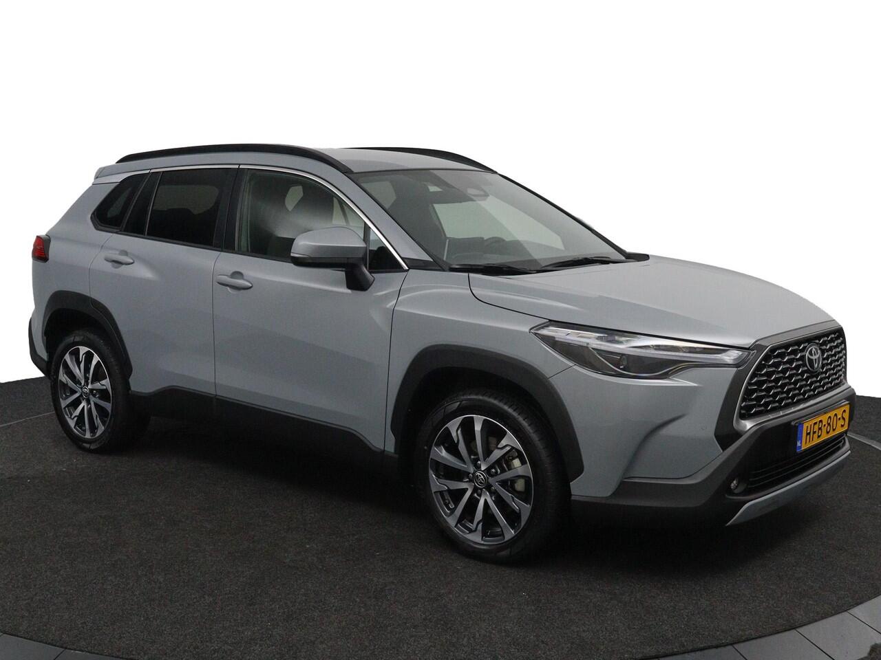 Toyota COROLLA Cross Hybrid 140 Style | Navigatie | Led Verlichting | Keyless Entry | Elektrisch bedienbare Achterklep |