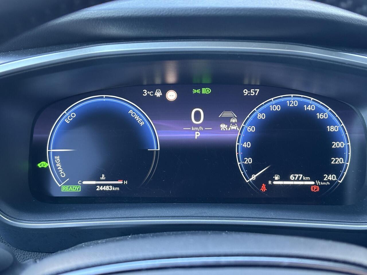 Toyota COROLLA Touring Sports Hybrid 140 Dynamic **STOELVERWARMING/ KEYLESS/ PARKEERSENSOREN/ LENDENSTEUN**