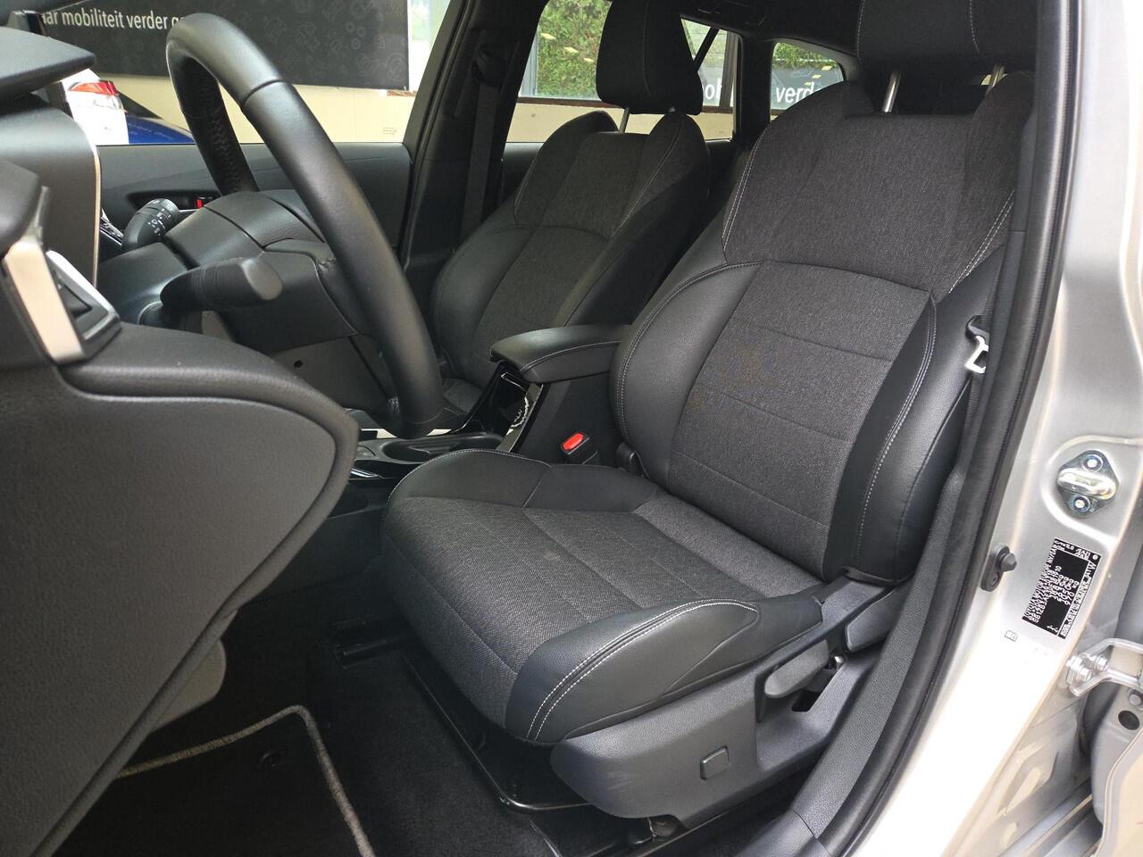 Toyota COROLLA Touring Sports Hybrid 140 Dynamic | Apple CarPlay | Parkeersensoren | NL Auto | Rijklaarprijs incl. garantie |