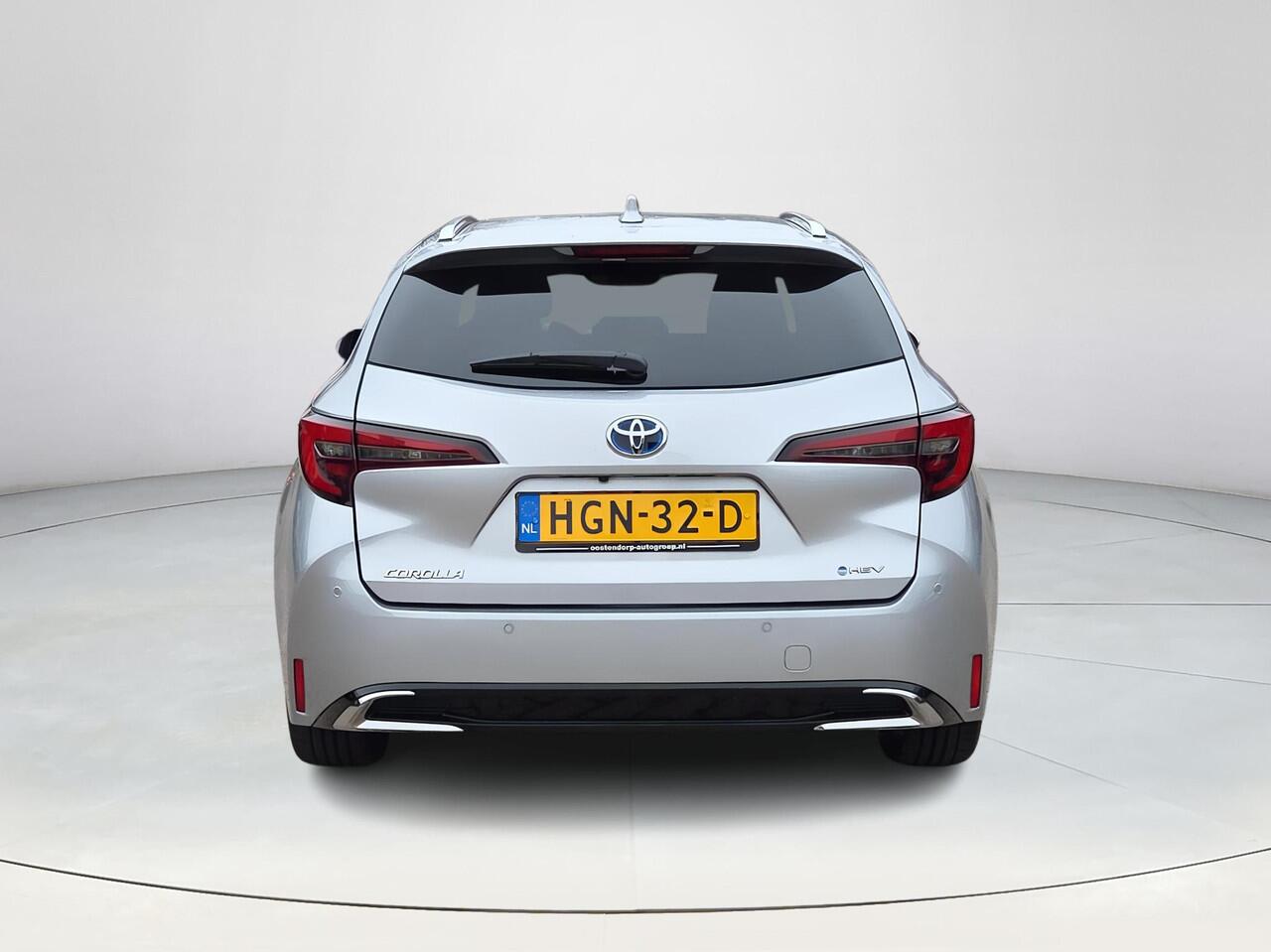 Toyota COROLLA Touring Sports Hybrid 140 Dynamic | Apple CarPlay | Parkeersensoren | NL Auto | Rijklaarprijs incl. garantie |