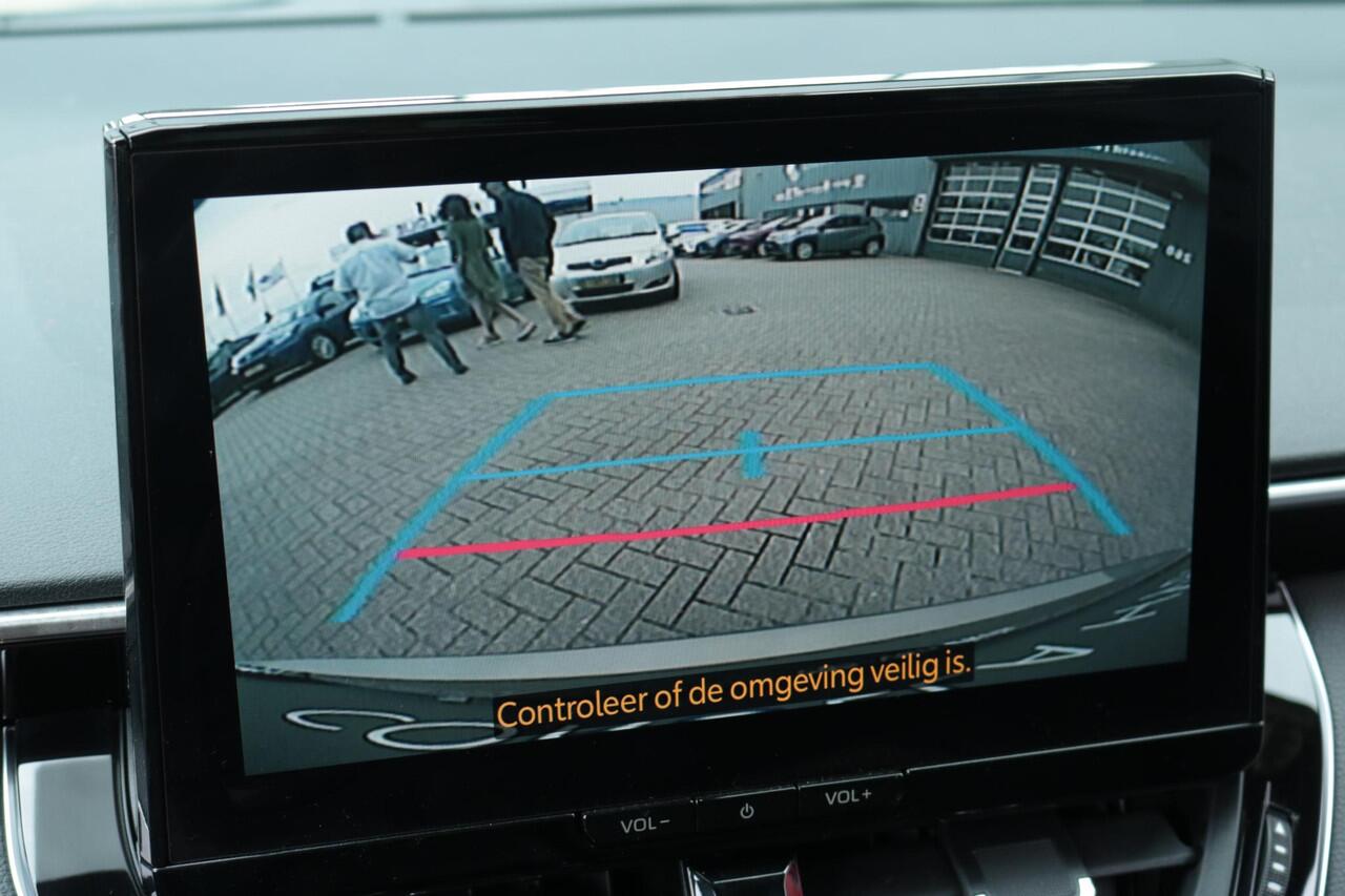 Toyota COROLLA Touring Sports Hybrid 140 Dynamic NAVI, Parkeersensoren, Stoelverwarming.