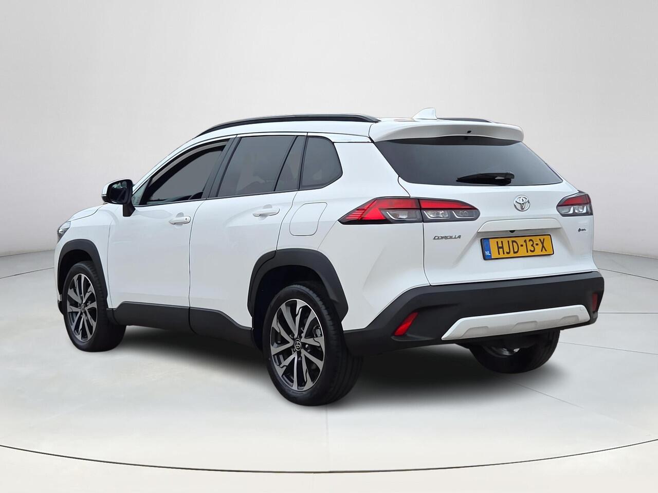 Toyota COROLLA Cross Hybrid 140 Style | Apple CarPlay | Parkeersensoren | Blindspot | Rijklaarprijs incl garantie |