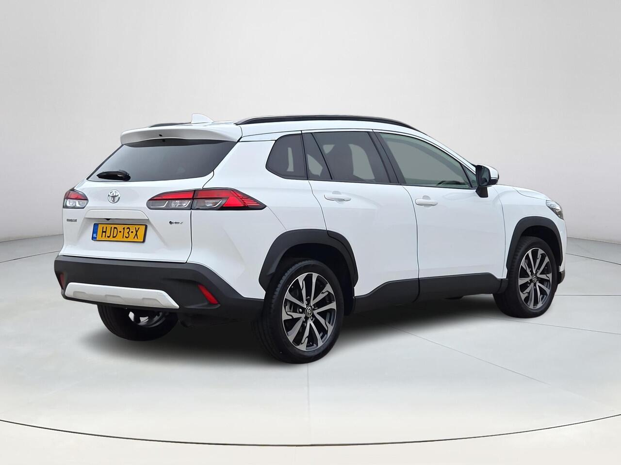 Toyota COROLLA Cross Hybrid 140 Style | Apple CarPlay | Parkeersensoren | Blindspot | Rijklaarprijs incl garantie |