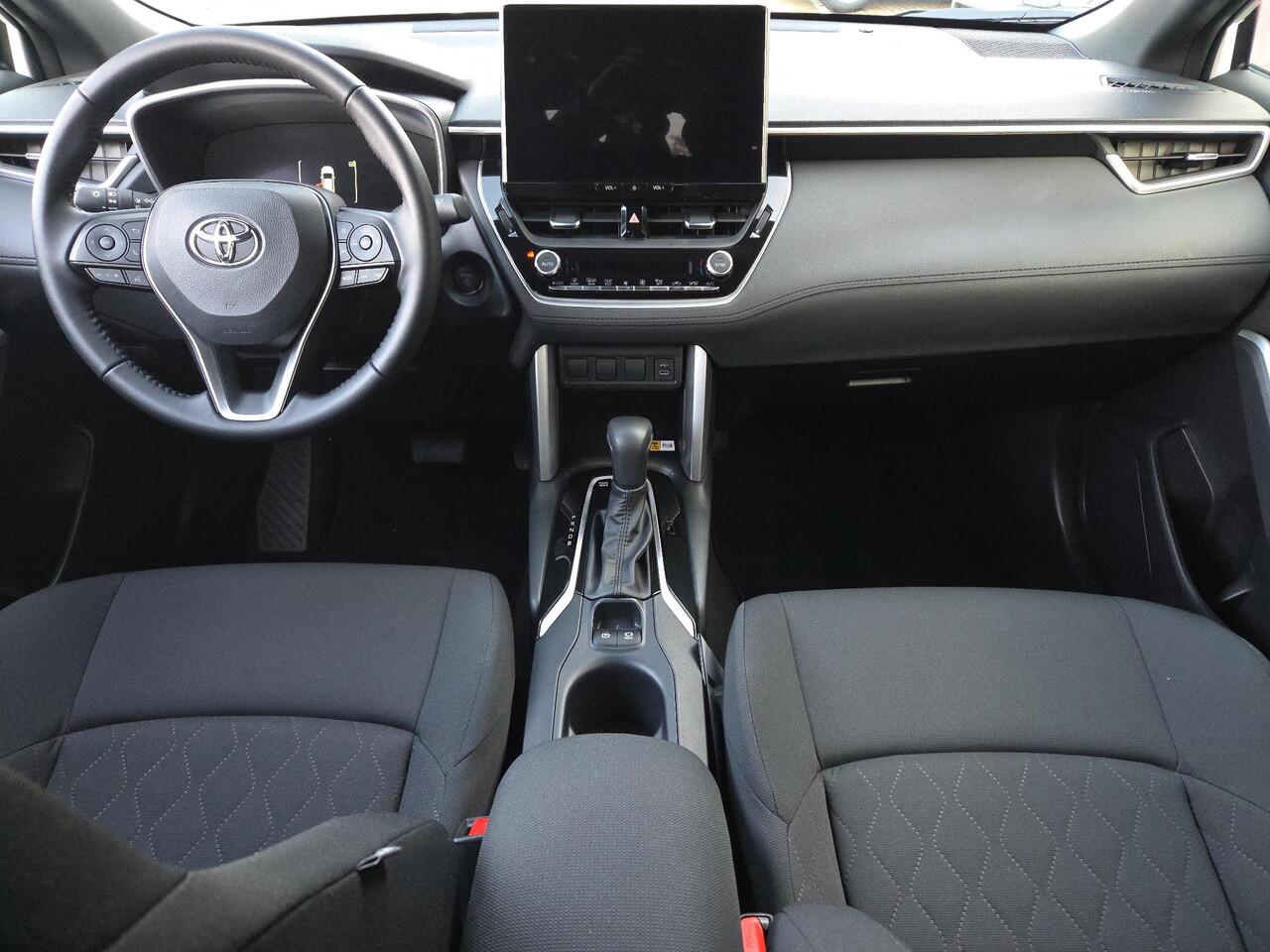 Toyota COROLLA Cross Hybrid 140 Style | Apple CarPlay | Parkeersensoren | Blindspot | Rijklaarprijs incl garantie |