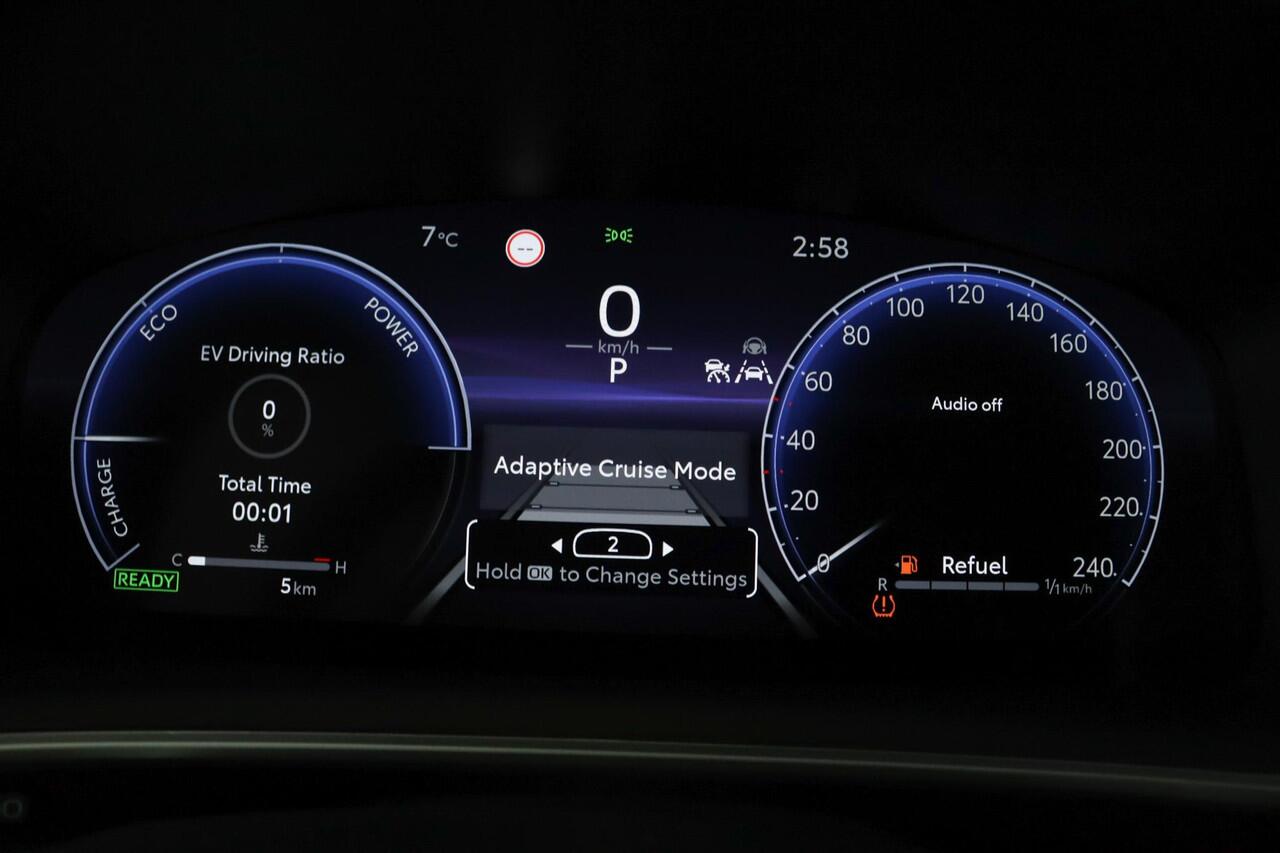 Toyota COROLLA Cross Hybrid 140 Dynamic | Adaptive Cruise Control | Achteruitrijcamera | Elektrische achterklep | Stoelverwarming | Stuurverwarming | Parkeersensoren |