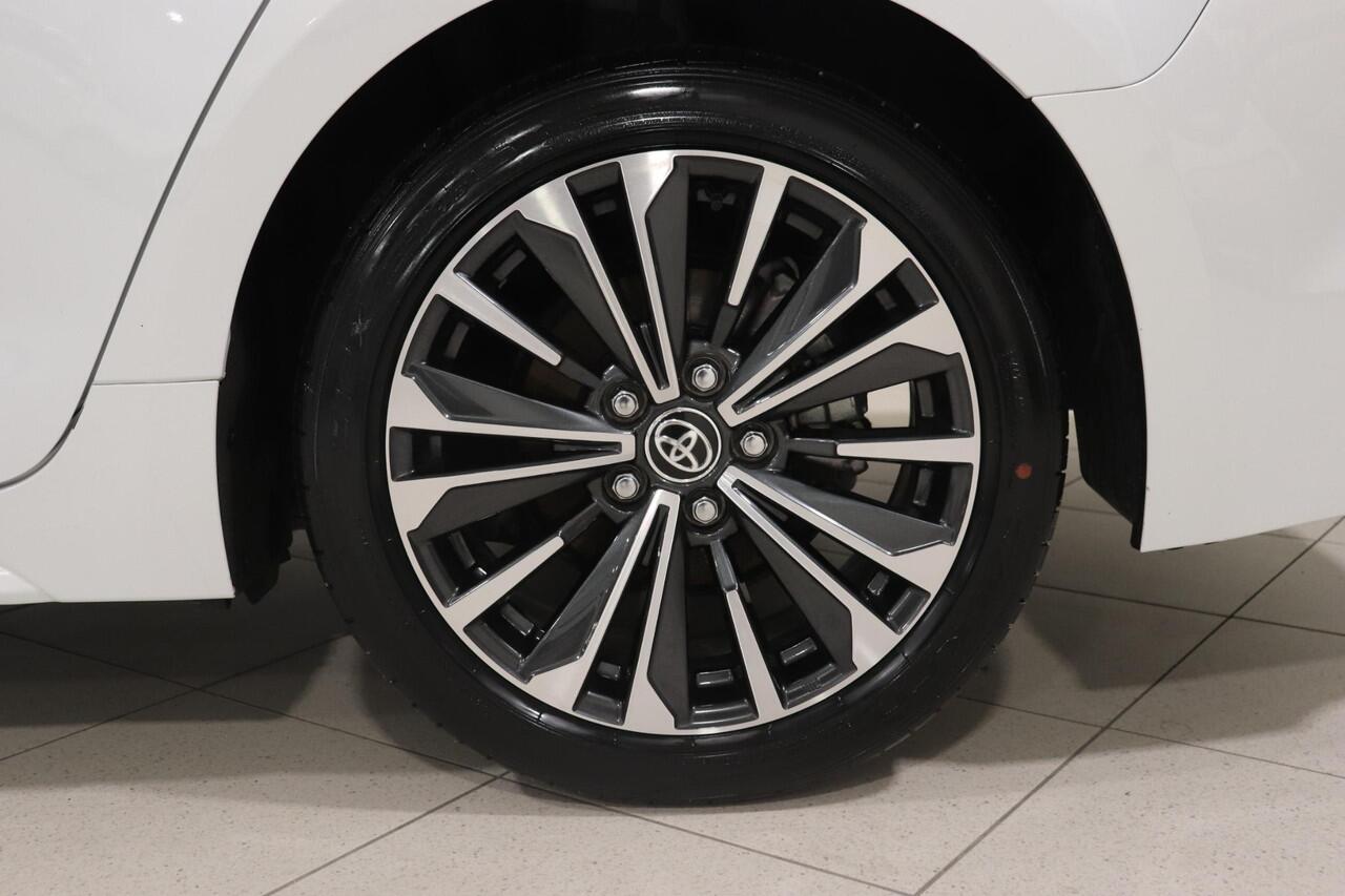 Toyota COROLLA Touring Sports 1.8 Hybrid First Edition, Stoel & Stuurverwarming, Keyless, Elec. Achterklep, Sensoren!