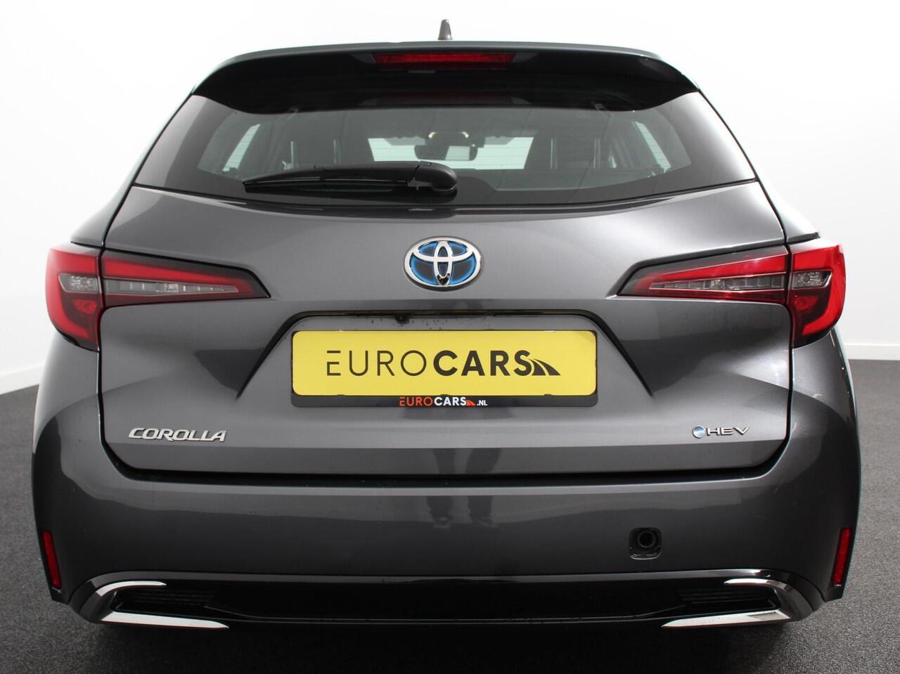 Toyota COROLLA Touring Sports Automaat Hybrid 140 Active | Navigatie | Apple Carplay/Android Auto | Climate Control | Cruise Control Adaptive | 17"Lichtmetalen velgen | Camera