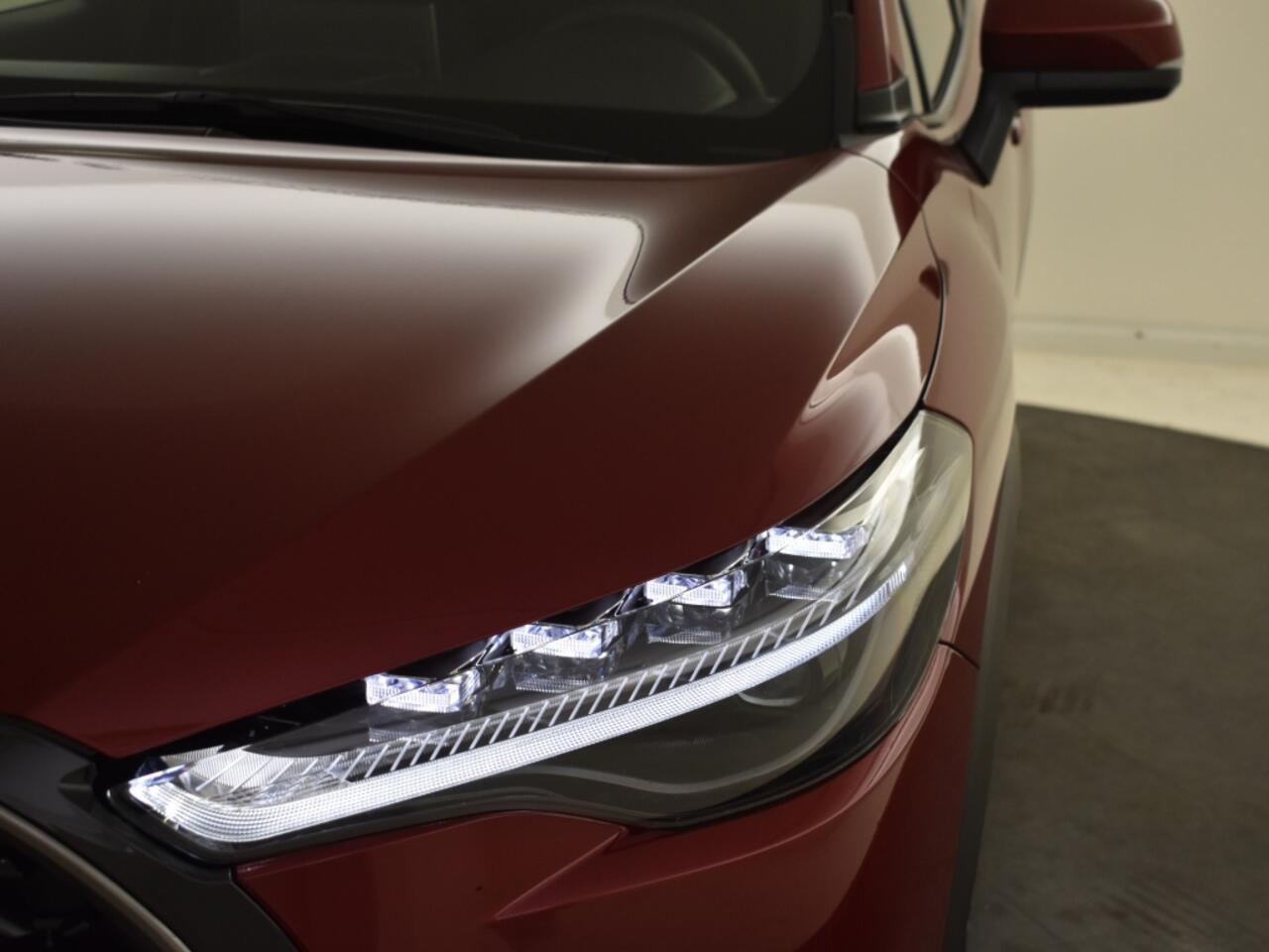 Toyota COROLLA Cross Hybrid 140 Style Edition | Electr. Achterklep | BSM | PDC |