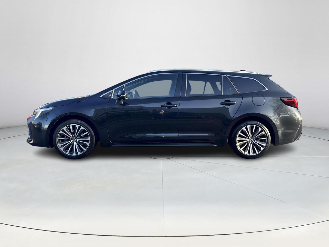 Toyota COROLLA Touring Sports Hybrid 140 Dynamic | 06-10141018 Voor meer informatie