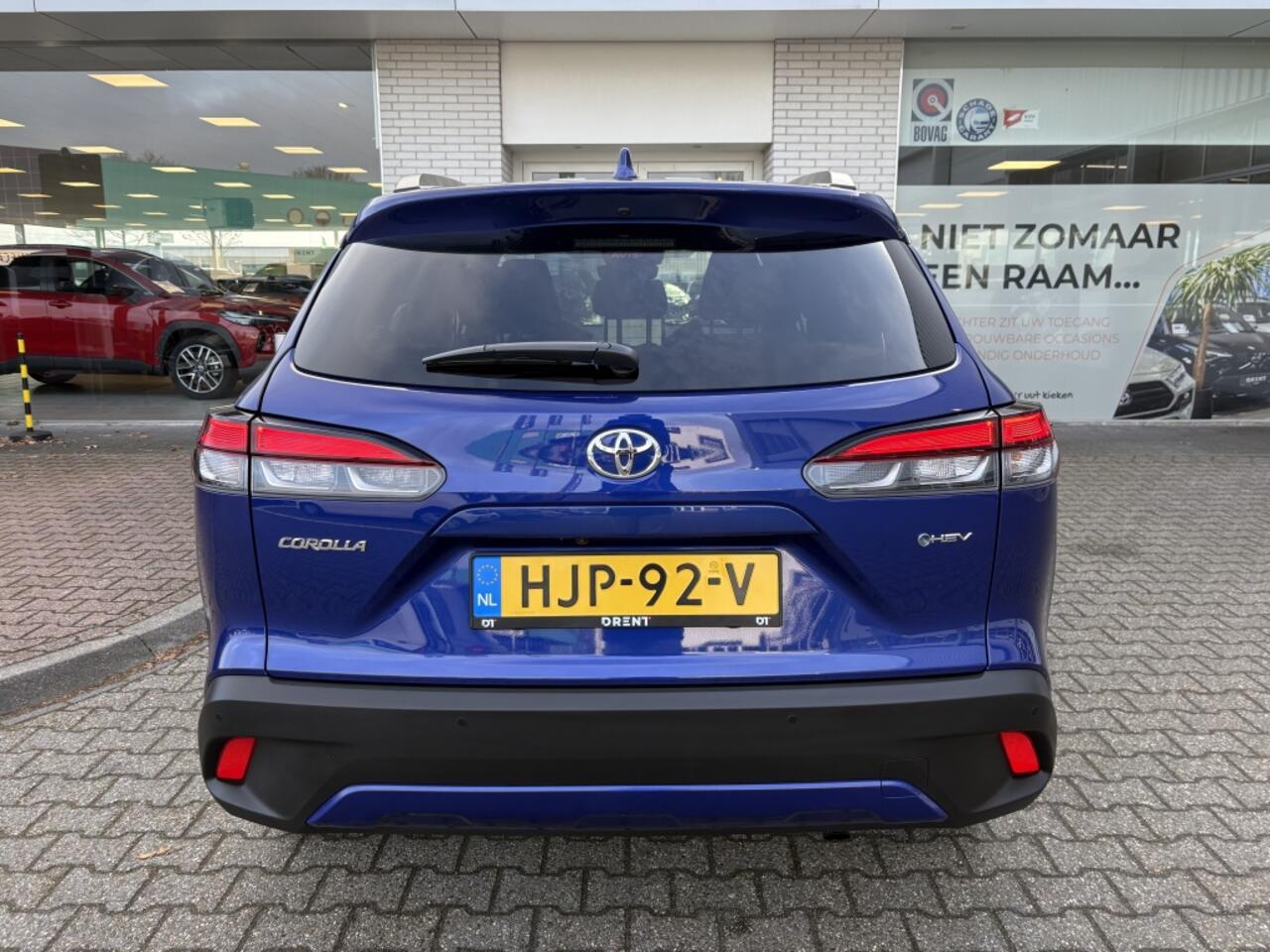 Toyota COROLLA Cross Hybrid 140 Style | Sensoren V/A | Blindspot | El. achterklep |