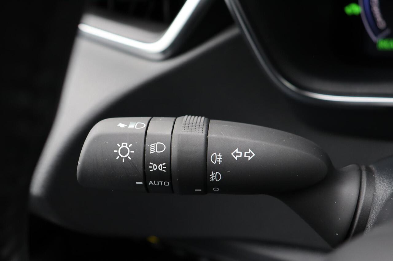 Toyota COROLLA Touring Sports Hybrid 140 Dynamic Limited, Stuurverwarming Parkeersensoren