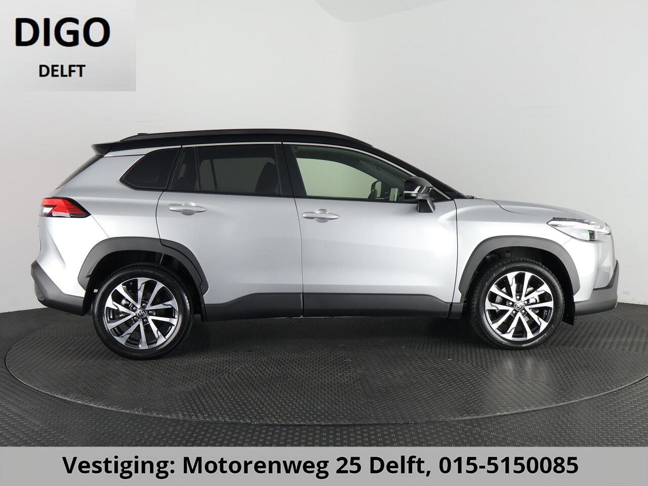 Toyota COROLLA Cross HYBRID 140 DYNAMIC STYLEPACK BI-TONE GARANTIE 2035 CARPLAY NAVIGATIE.ELEKTRISCHE A.KLEP. CLIMA.CRUISE ETC