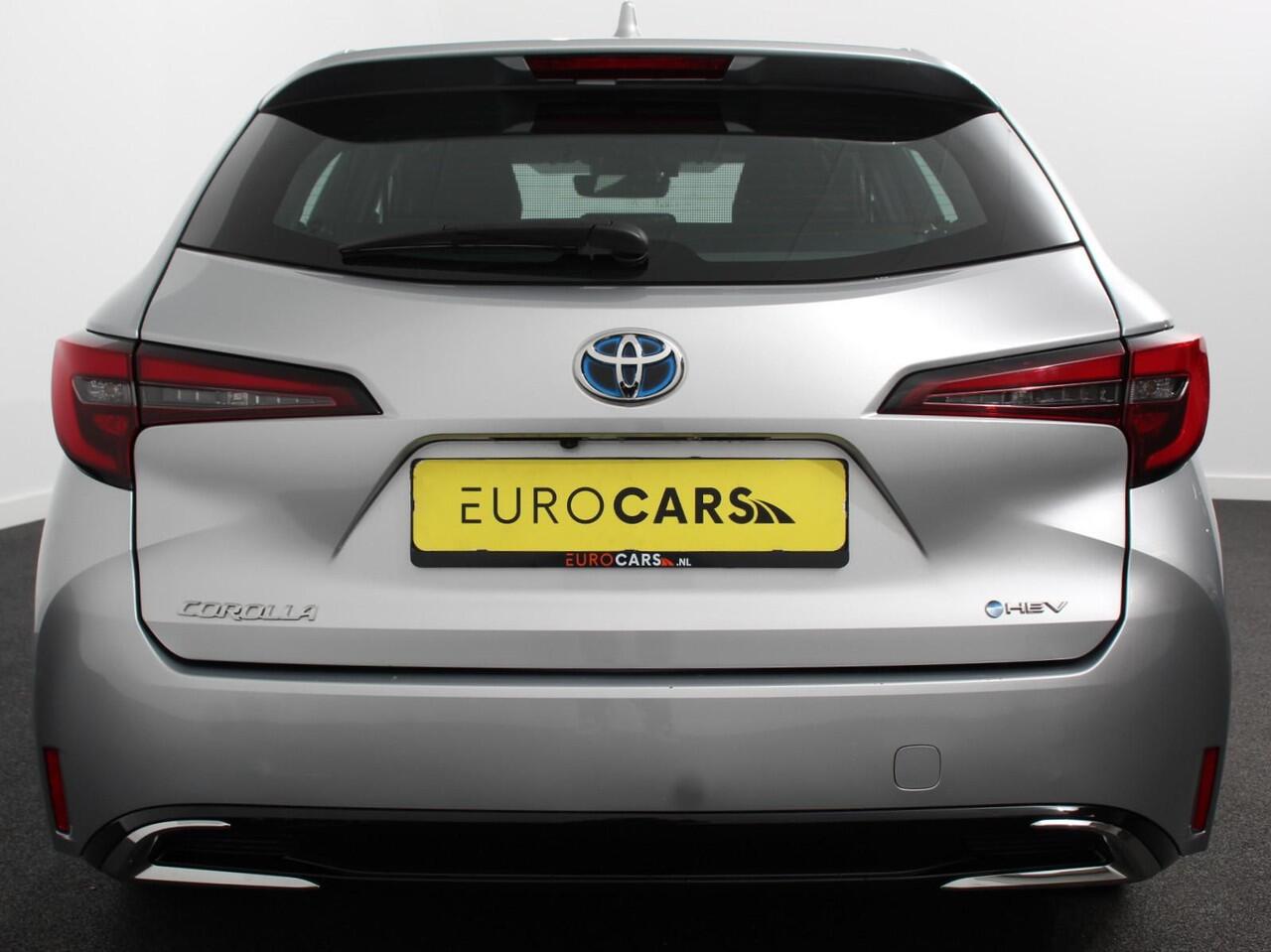 Toyota COROLLA Touring Sports Automaat Hybrid 140 Active | Navigatie | Apple Carplay/Android Auto | Climate Control | Cruise Control Adaptive | 17"Lichtmetalen velgen | Camera