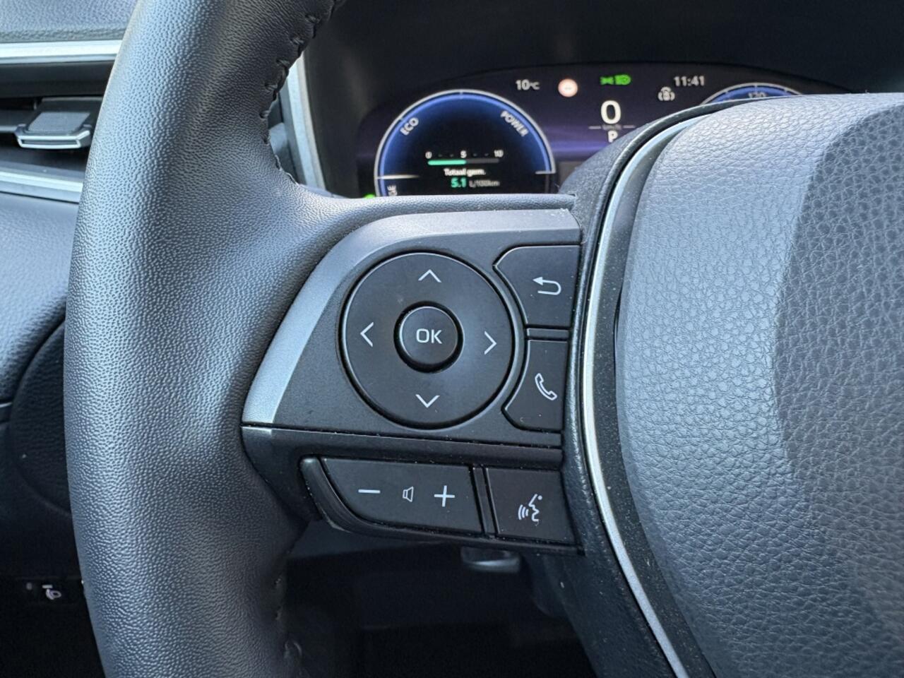 Toyota COROLLA Cross Hybrid 140 Dynamic | El. achterklep | Keyless | Carplay/Android