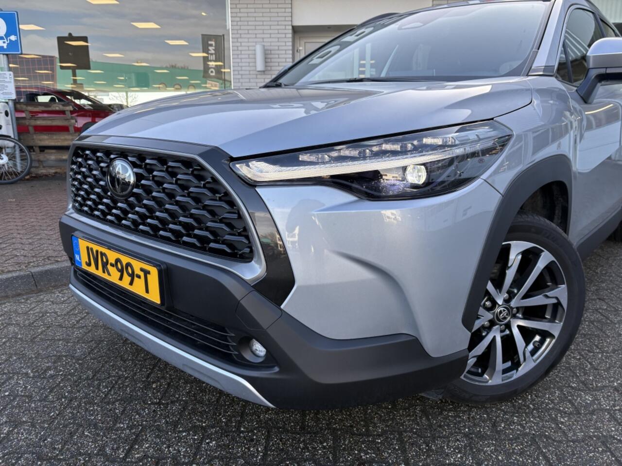 Toyota COROLLA Cross Hybrid 140 Dynamic | El. achterklep | Keyless | Carplay/Android