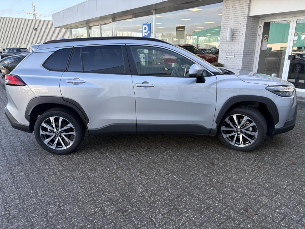 Toyota COROLLA Cross Hybrid 140 Dynamic | El. achterklep | Keyless | Carplay/Android