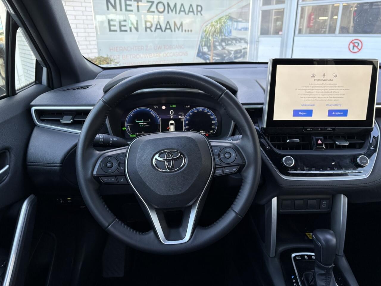 Toyota COROLLA Cross Hybrid 140 Dynamic | El. achterklep | Keyless | Carplay/Android