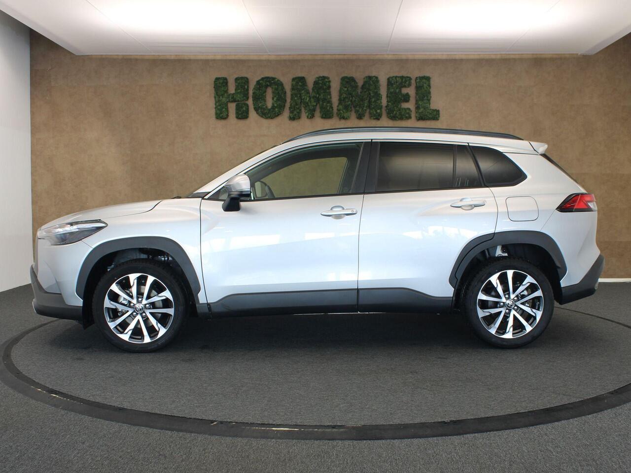 Toyota COROLLA Cross Hybrid 140 Dynamic - ELEKTRISCHE ACHTERKLEP - CLIMATE CONTROL - CRUISE CONTROL ADAPTIEF - APPLE CARPLAY/ANDROID AUTO - BLUETOOTH TELEFOONVOORBEREIDING - KEYLESS START - NAVIGATIESYSTEEM FULL-MAP - LED KOPLAMPEN