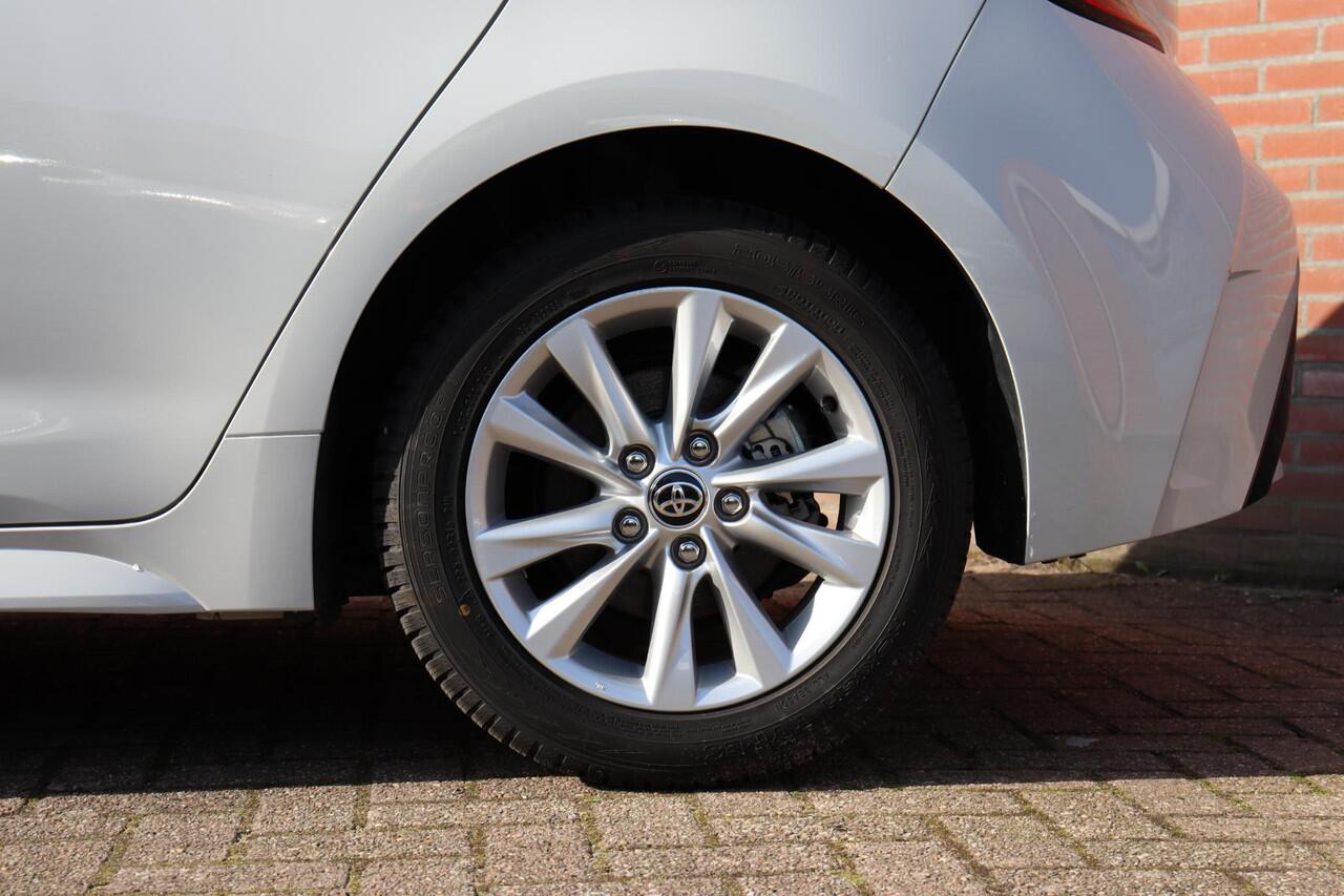 Toyota COROLLA Hybrid 140 Business Limited, Stoelverwarming, Stuurverwarming.