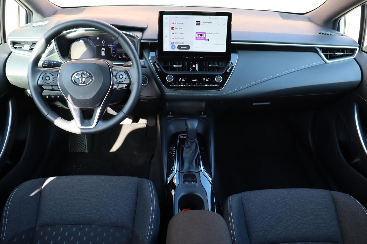 Toyota COROLLA Hybrid 140 Business Limited, Stoelverwarming, Stuurverwarming.