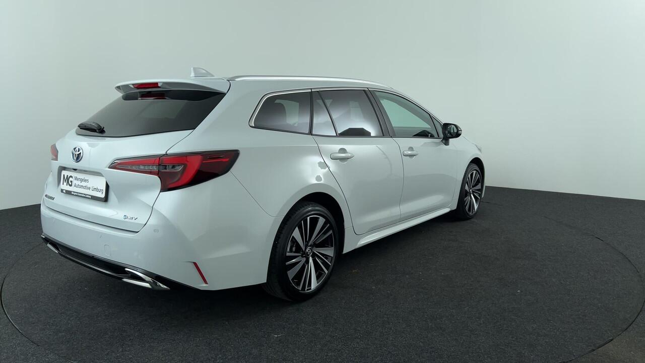 Toyota COROLLA Touring Sports Hybrid 140 Dynamic | LED | Parkeersensoren