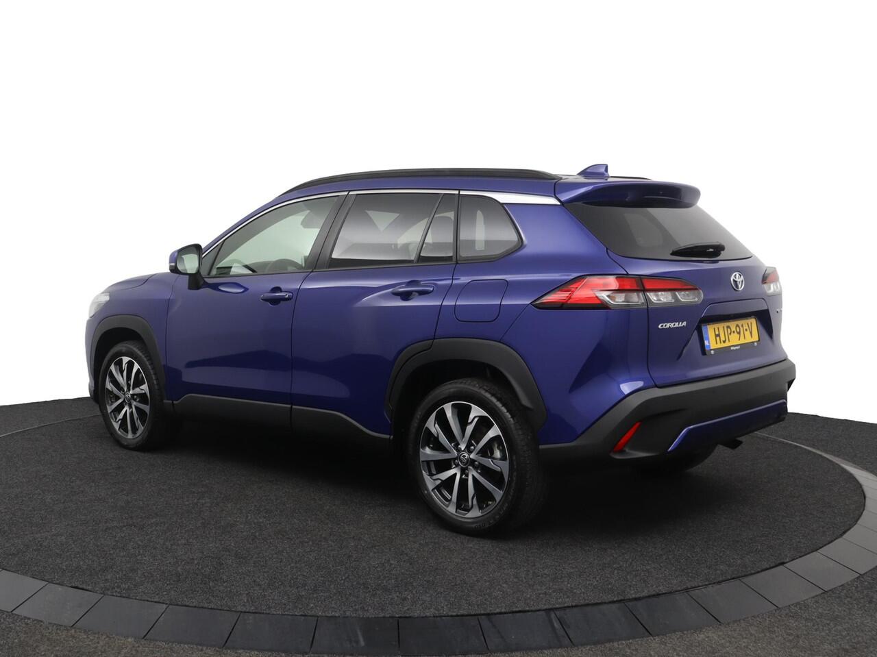 Toyota COROLLA Cross Hybrid 140 Style | Electrische achterklep | Dode hoek sensor | Parkeersensoren |