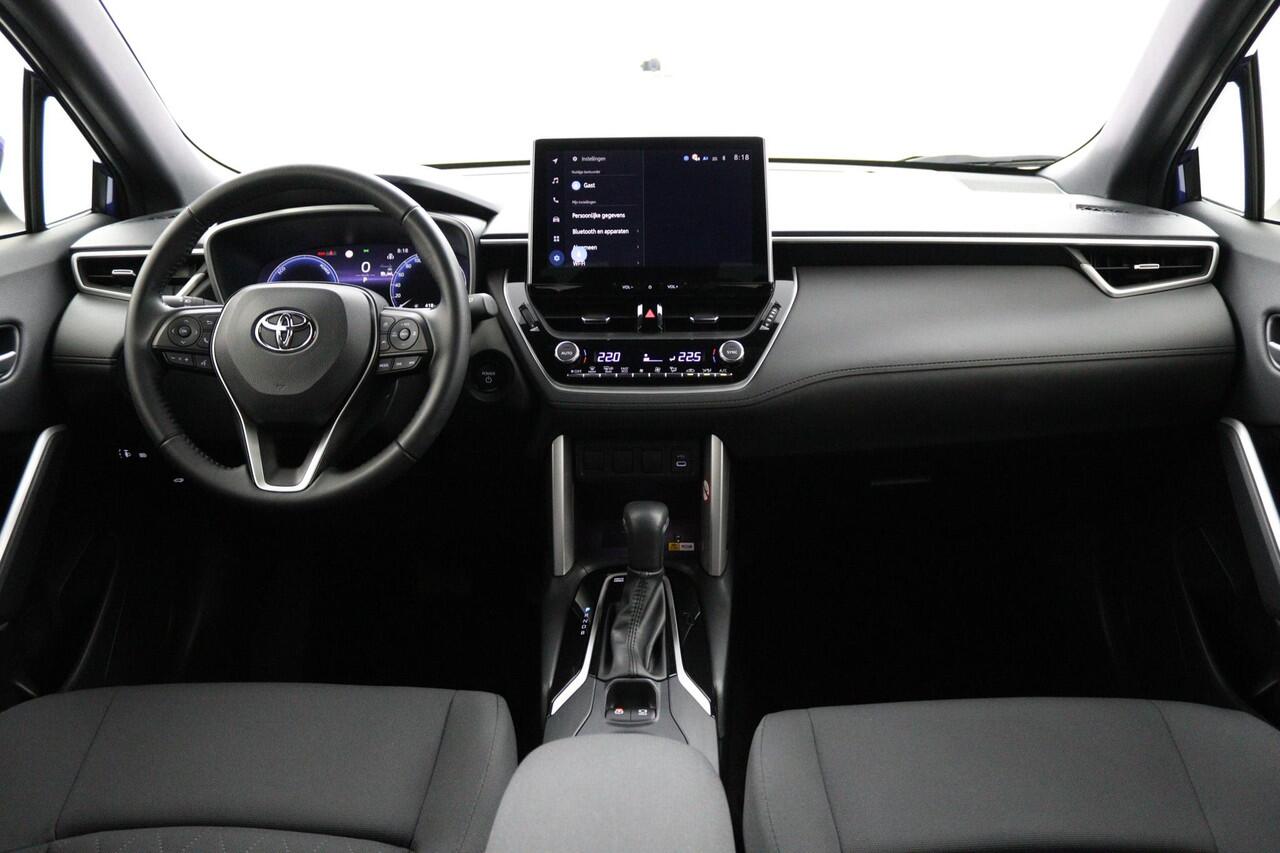 Toyota COROLLA Cross Hybrid 140 Style | Electrische achterklep | Dode hoek sensor | Parkeersensoren |