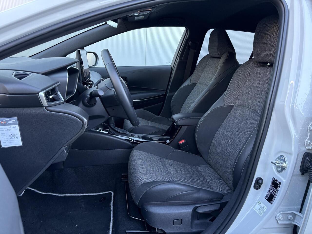 Toyota COROLLA Touring Sports Hybrid 140 Dynamic **STOELVERWARMING/ KEYLESS/ PARKEERSENSOREN**
