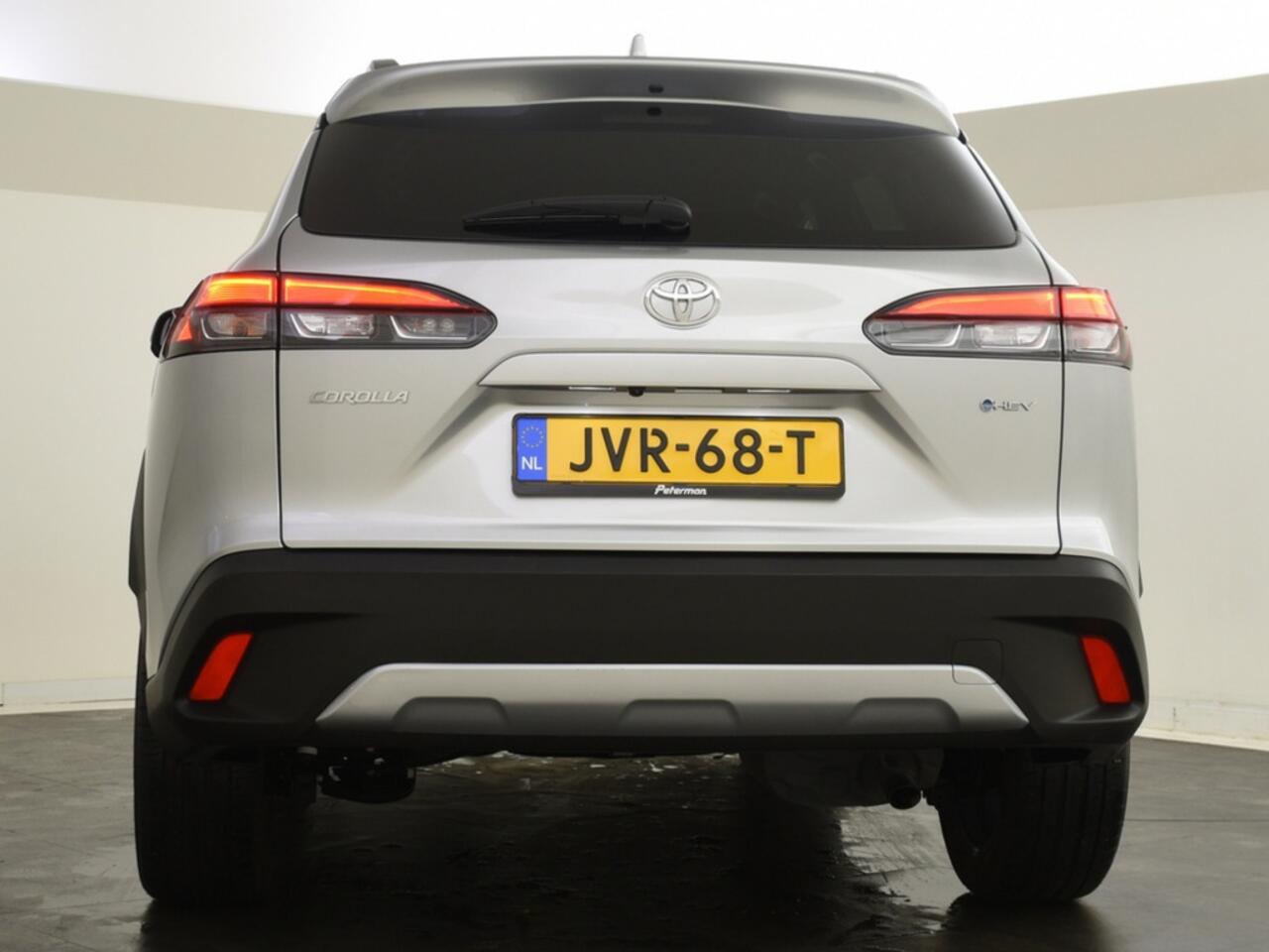 Toyota COROLLA Cross Hybrid 140 Team D | Elektrische achterkl. | Adapt. cruise |