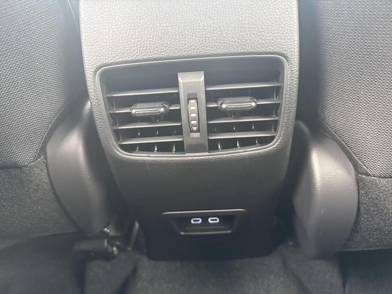 Toyota COROLLA Cross Hybrid 140 Dynamic **NIEUWE AUTO/ MODELJAAR 2025/ BINNENKORT LEVERBAAR**