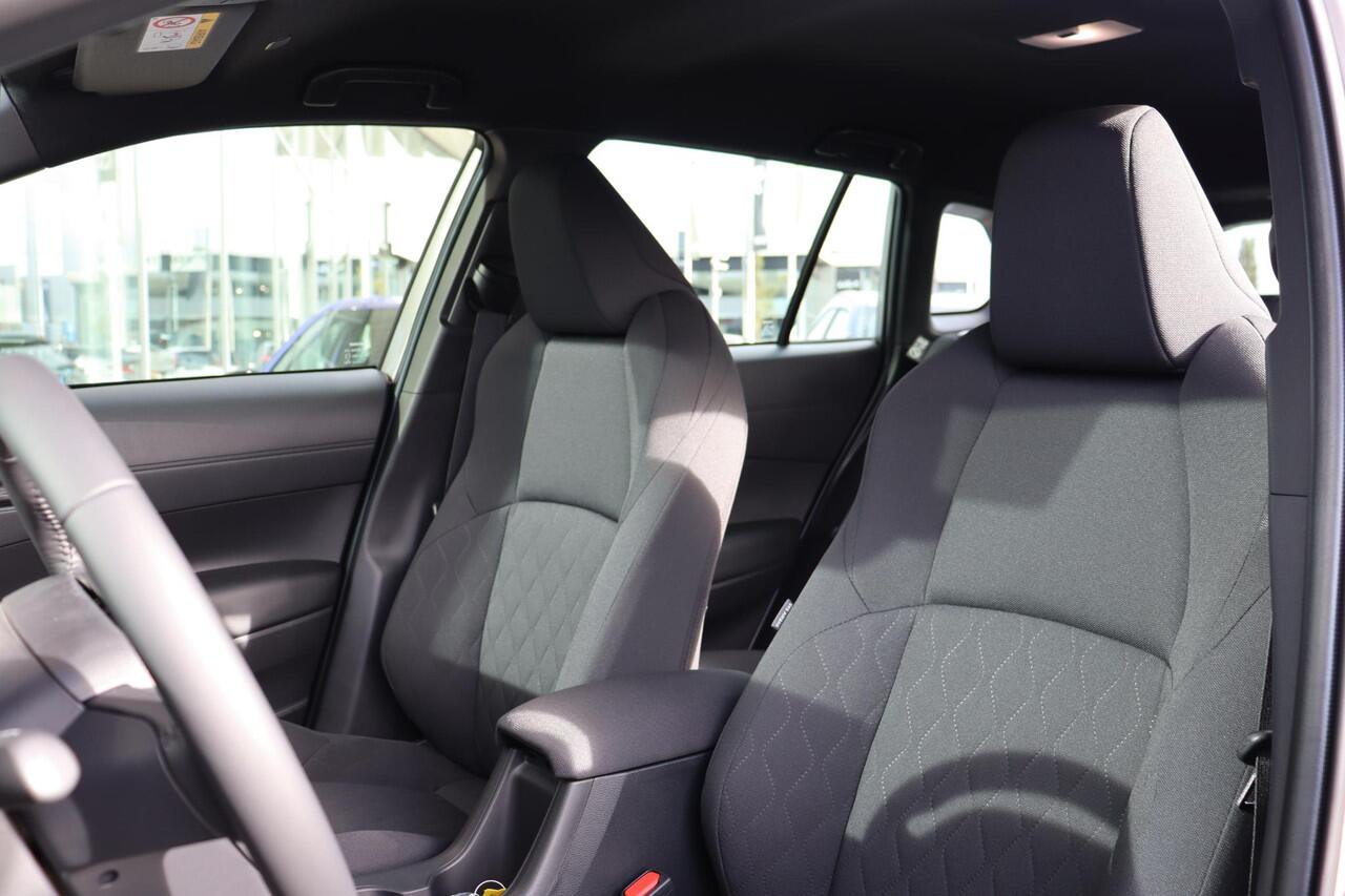 Toyota COROLLA Cross Hybrid 140 Active, Safety pack, BSM, Apple carplay, Android auto, Achterruitrijcamera, Parkeersensoren