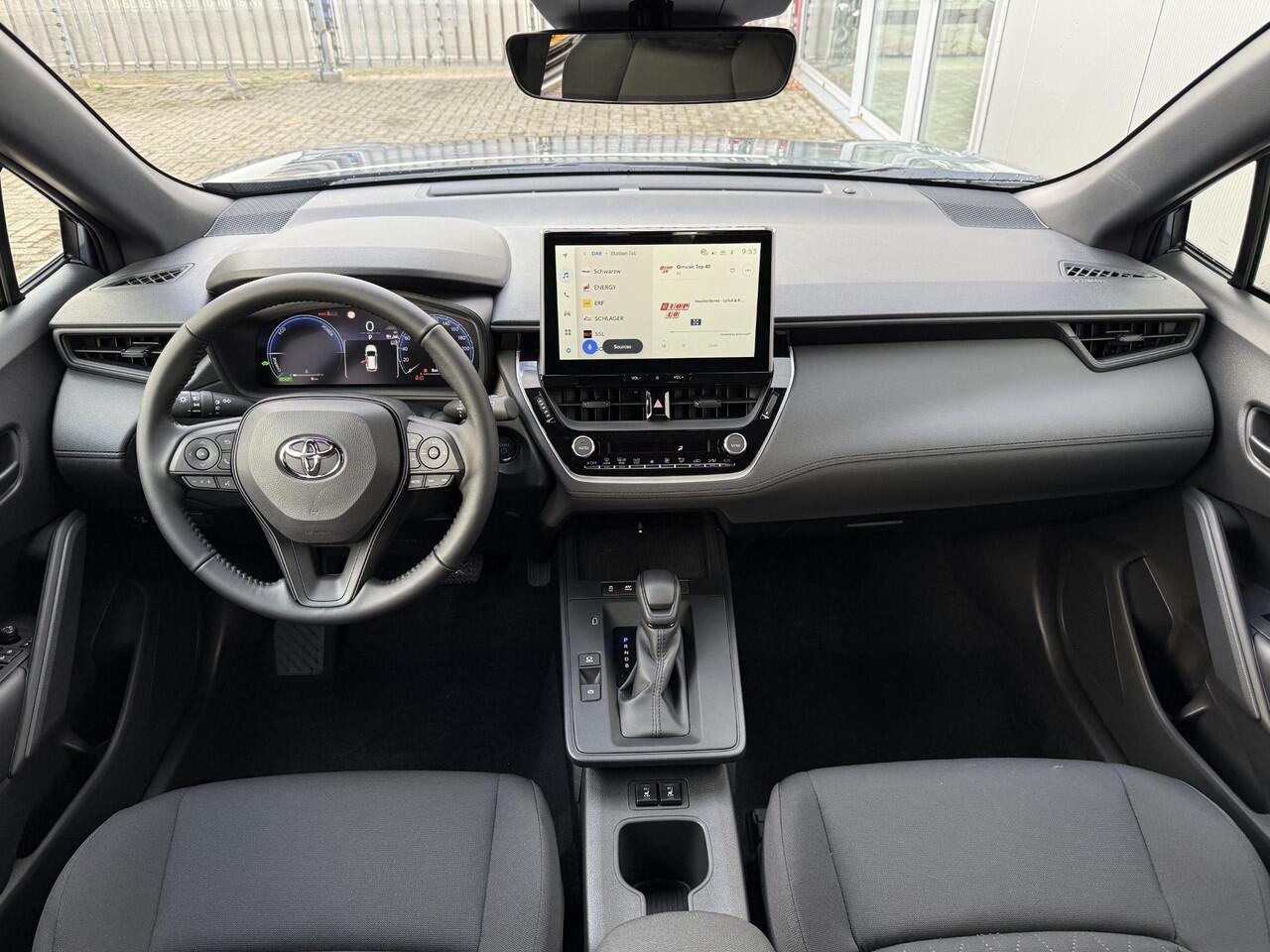 Toyota COROLLA Cross Hybrid 140 Active **SAFETY PACK/ MODELJAAR 2025/ NIEUWE AUTO/ DIRECT LEVERBAAR**