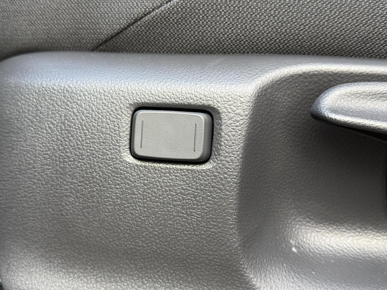 Toyota COROLLA Cross Hybrid 140 Active **SAFETY PACK/ MODELJAAR 2025/ NIEUWE AUTO/ DIRECT LEVERBAAR**