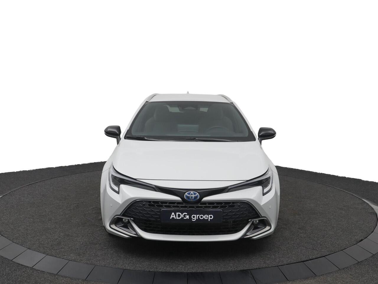 Toyota COROLLA Hybrid 140 Dynamic | Nieuw uit voorraad leverbaar! |