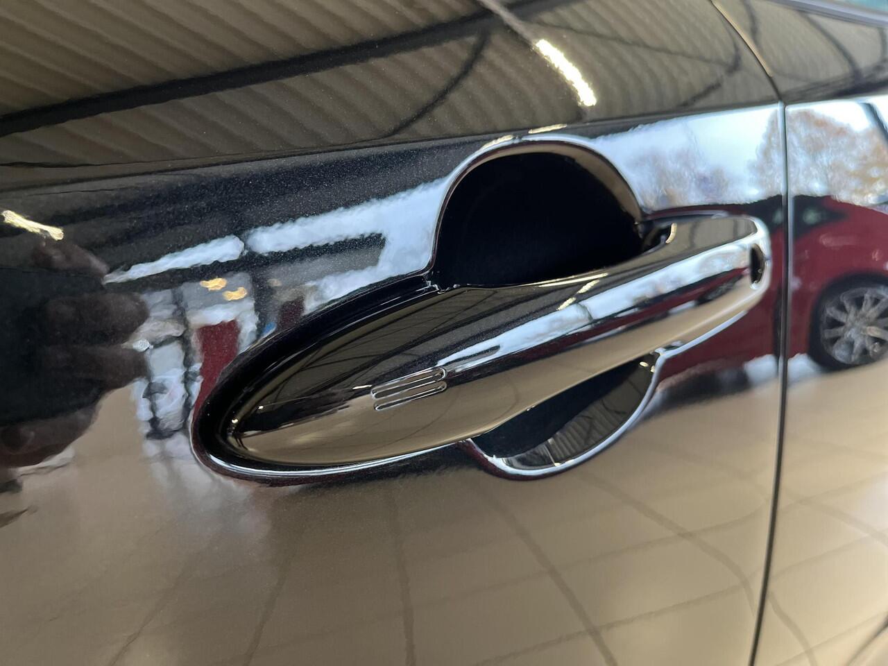 Toyota COROLLA Hybrid 180 GR Sport Plus Pack | Uit voorraad leverbaar | ¤ 2.000 extra inruilwaarde |