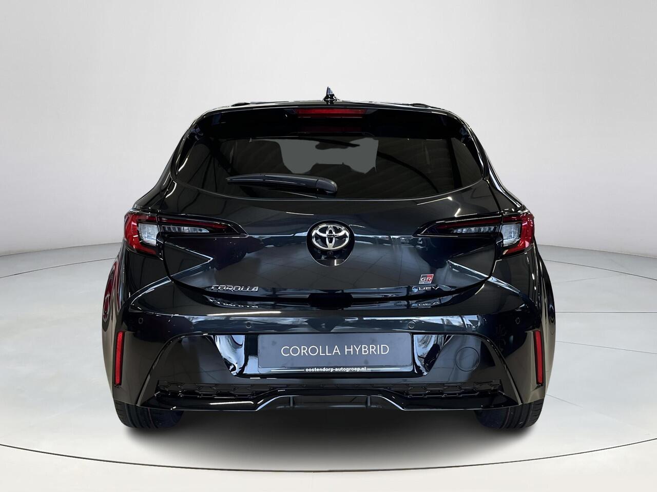 Toyota COROLLA Hybrid 180 GR Sport Plus Pack | Uit voorraad leverbaar | ¤ 2.000 extra inruilwaarde |
